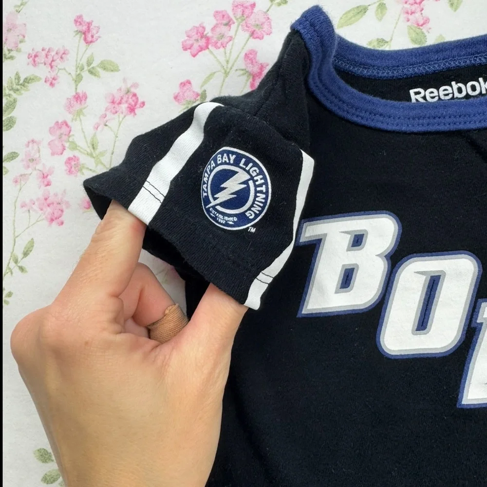Tampa Bay Lightning Hockey Jersey Bolts‎ Infant Onesie 6-9 Months